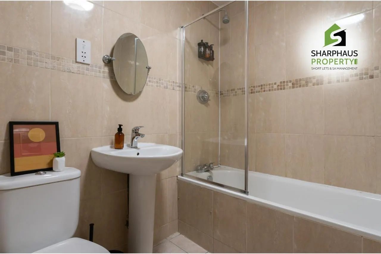 公寓 Spacious 3-Bed With Breathtaking Pavilion Views By Sharphaus Short Lets & Serviced Accommodation Management 布赖顿 英国